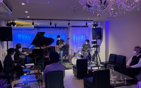 広島　ジャズライブカミン　Jazzlive Comin  3月23日のライブ_b0115606_13205068.jpeg