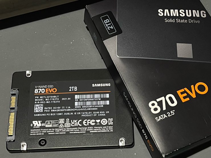 またまたSATA-SSD SAMSUNG 870EVO 2TB_c0078490_21122577.jpg