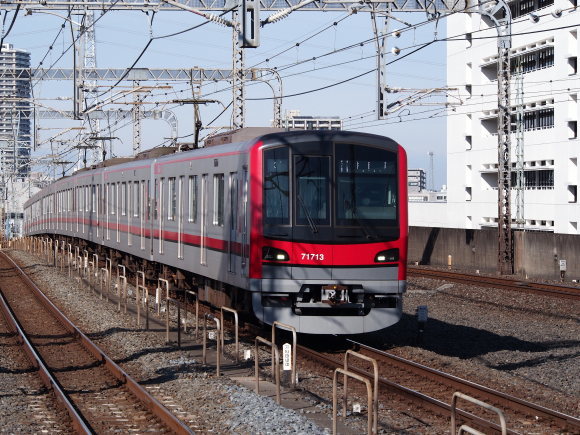 東武伊勢崎線　越谷駅　点描_b0418745_05062648.jpg