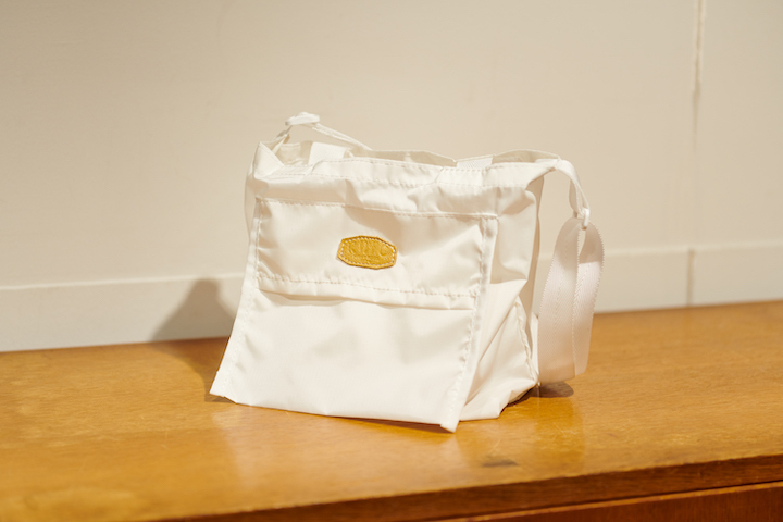 \"Rocky Mountain Featherbed × TheThreeRobbers DAILY PET BAG WHITE - ORDER\"ってこんなこと。_c0140560_15205590.jpg