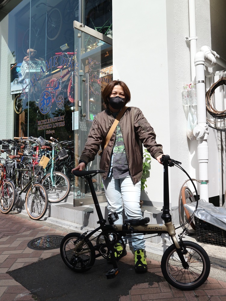 4月23日　渋谷　原宿　の自転車屋　FLAME bike前です_e0188759_17512569.jpg