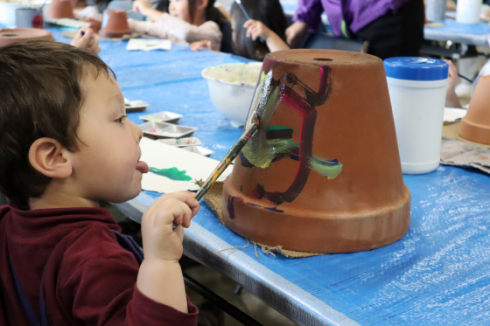 やと子ども美術教室　～ 植木鉢に描くⅡ ～_e0222340_15351397.jpg