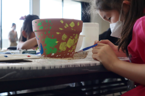 やと子ども美術教室　～ 植木鉢に描くⅡ ～_e0222340_15352201.jpg