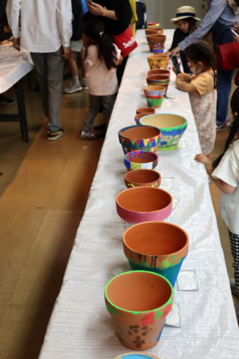 やと子ども美術教室　～ 植木鉢に描くⅡ ～_e0222340_15430471.jpg