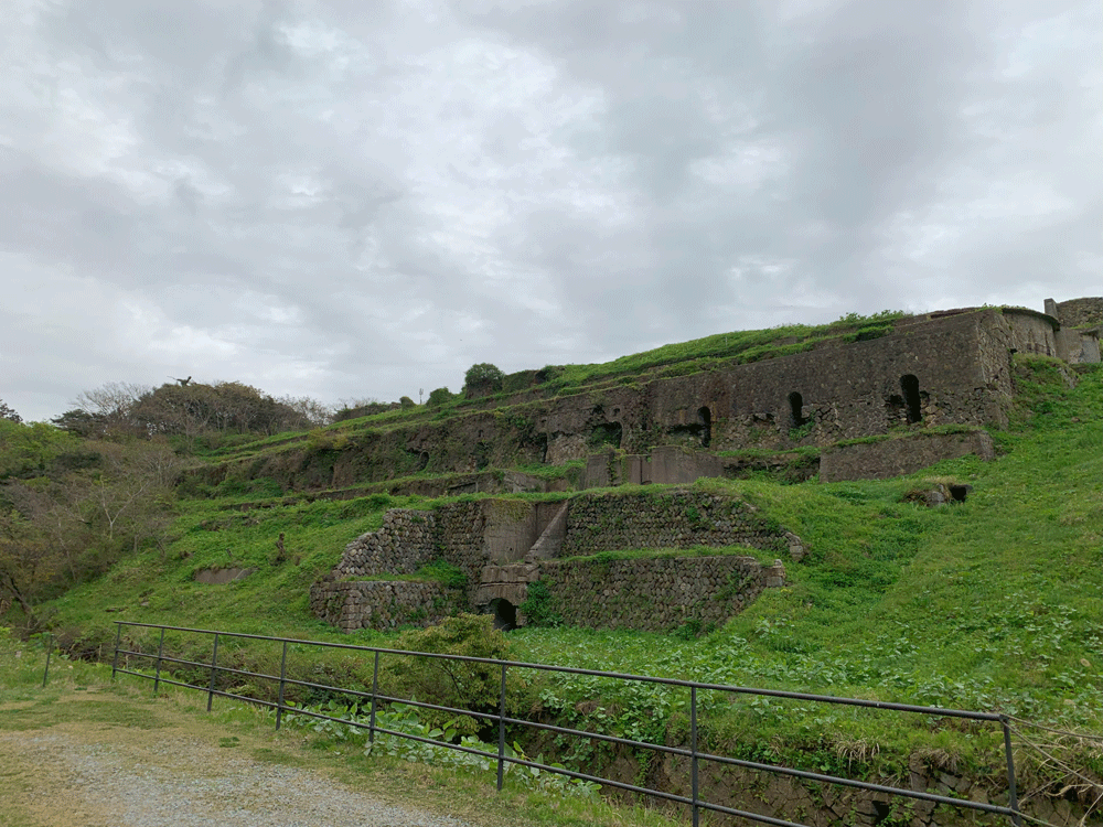 佐渡島（4/21）北沢浮遊選鉱場跡_c0306638_16522263.gif