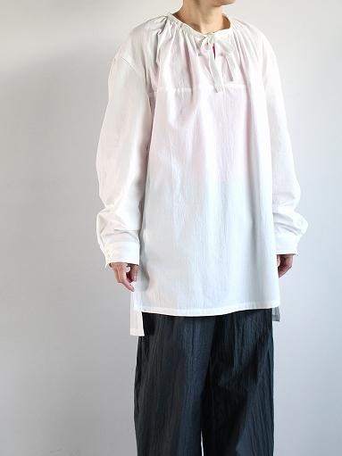 THE HINOKI　Organic Cotton Linen Gathered Neck Shirt_b0139281_18245319.jpg
