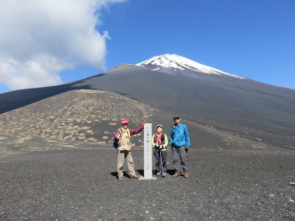 五月になったら富士山麓の散策です。_d0164761_13055996.jpg