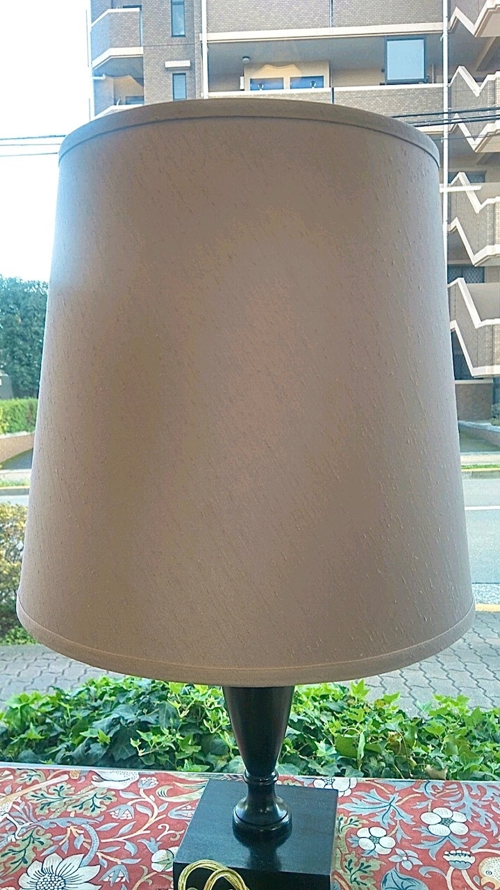 『ピュアモリス／ピュア マリーゴールド』で『ランプセードのオーダー製作』を承りました　by interior styling of bright_c0157866_20121695.jpg
