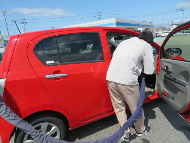 洗車場へ行こう&#128663;_d0357289_12043549.jpg