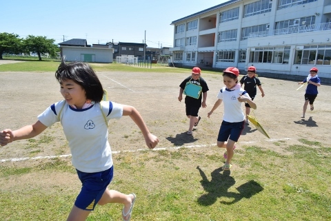 5年小和森っ子田植え体験_c0403907_13293791.jpg