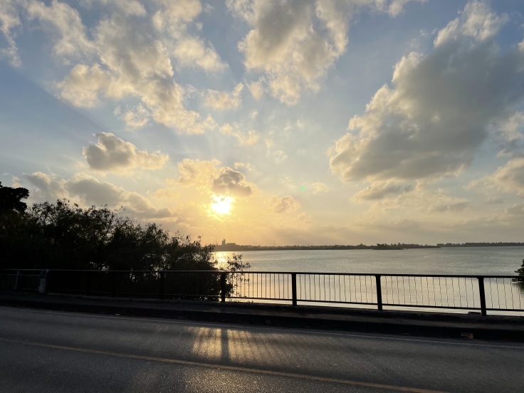 【沖縄旅行１０】最終日はレンタサイクルで来間島から伊良部大橋までサイクリングで締めくくり_f0023333_21295592.jpeg