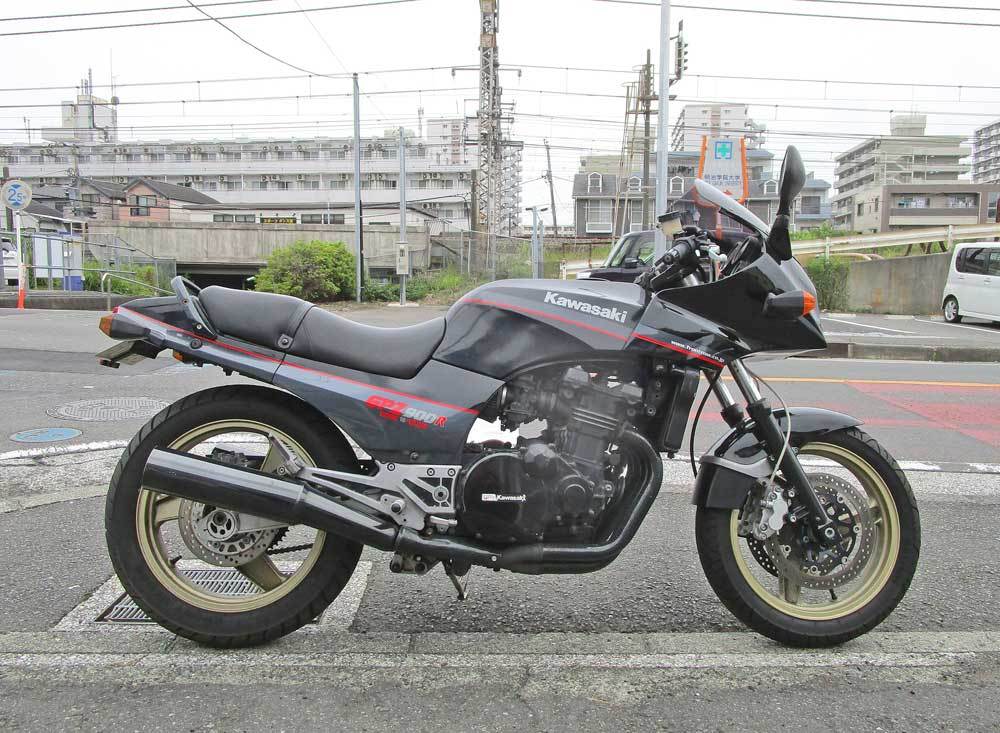 H島君号 GPZ900Rニンジャが売約！・・・からのN根さん号だったりS田さん号だったり・・・(*^_^*)_f0174721_16214377.jpg