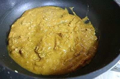 7月は小林多喜二先生に「小樽で食べる白飯に鮭のせカレー」は如何でしょう。_d0170871_12152643.jpg