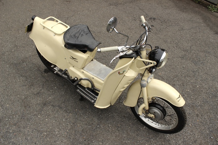 Moto Guzzi Galletto 160入荷。_a0208987_15570333.jpg