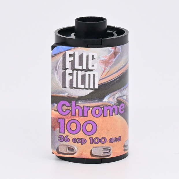 FLIC FILM Chrome 100というリバーサルフィルム : efke fan （かわうそ 