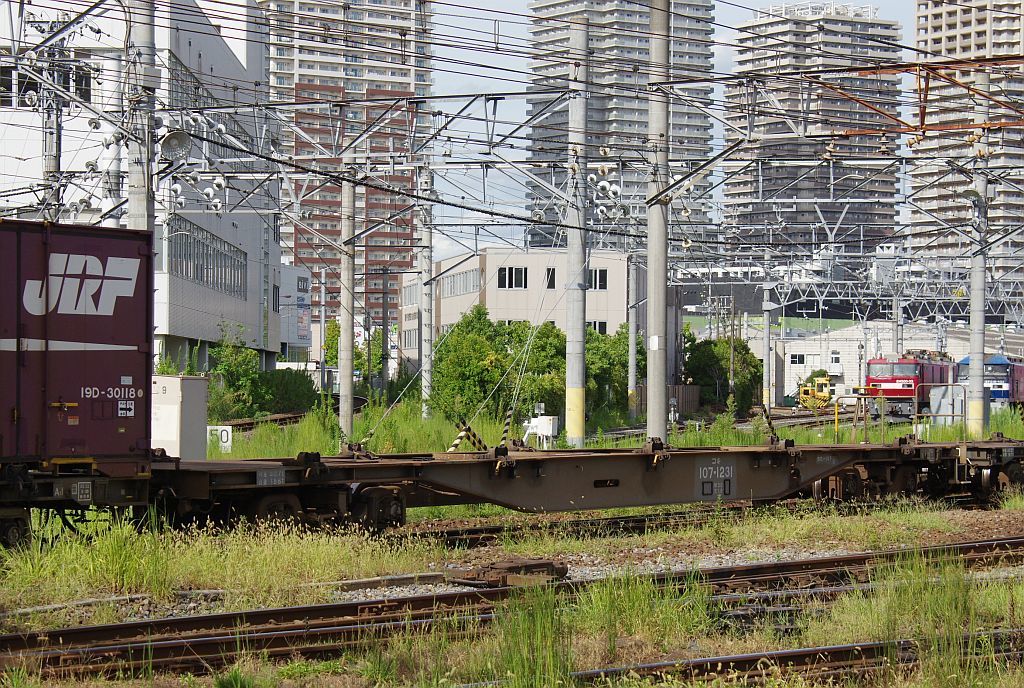 2023/09/02隅田川発89列車のコキとコンテナ_f0203926_23033931.jpg