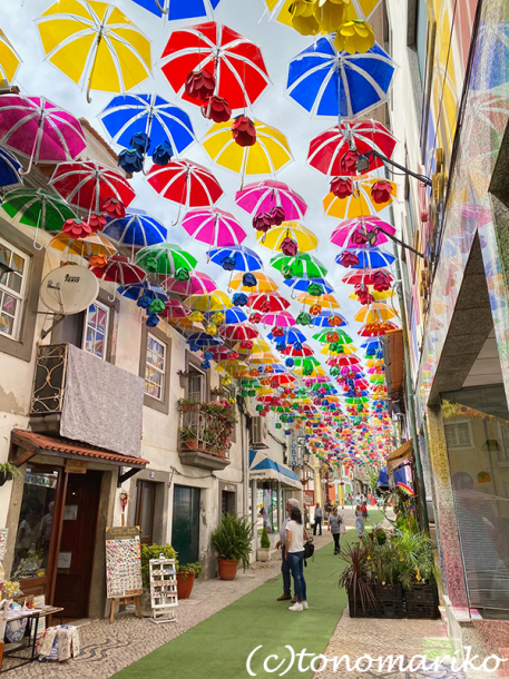 夏のバカンス9　カラフルな傘の町の写真をアップできないまま怒涛の新年度9月の２週間_c0024345_22490706.jpg