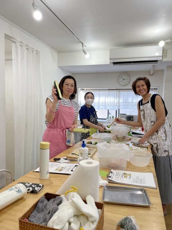 9月野菜とチキンとクリームチーズのテリーヌ&全粒粉のカンパーニュ教室４回目_a0235452_23304658.jpeg