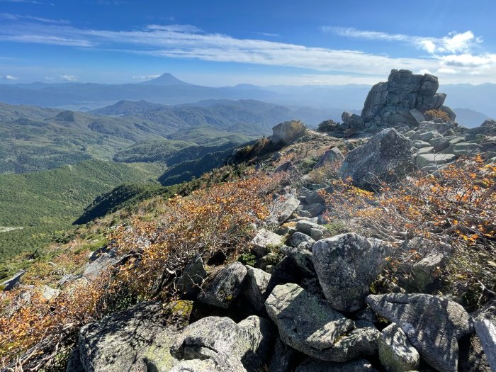 廻り目平から金峰山_d0138986_15123677.jpg