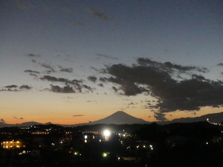 10月6日　日没富士山_f0296312_00131961.jpg