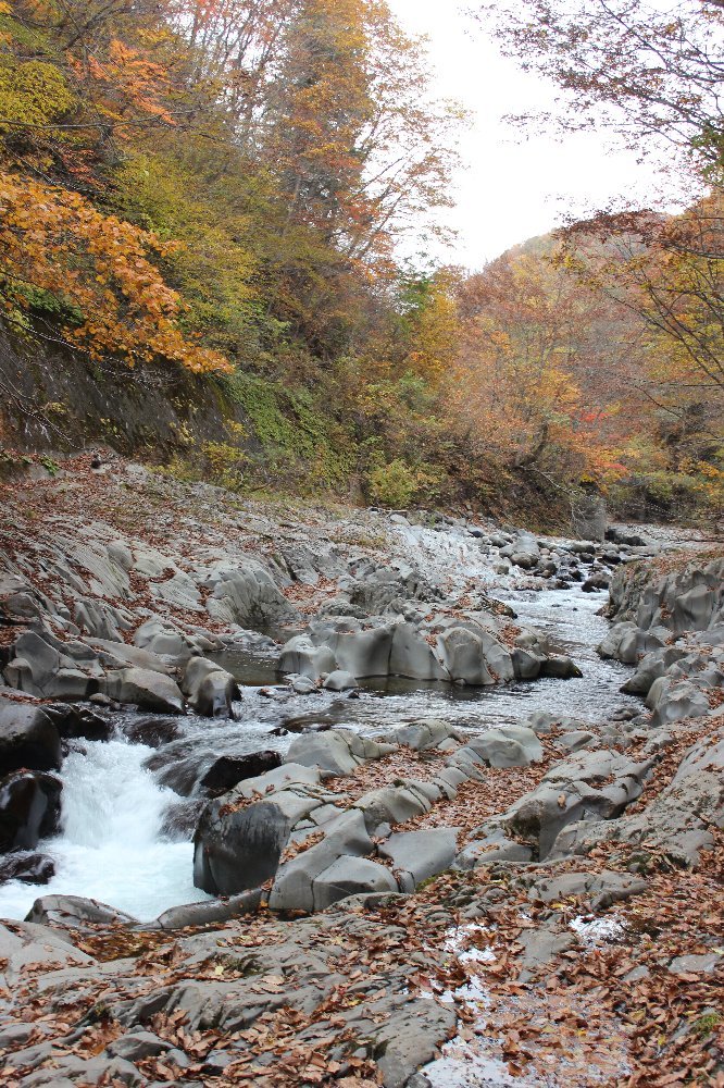 紅葉の磐梯山からレイクライン中津川渓谷_a0309917_09525018.jpg