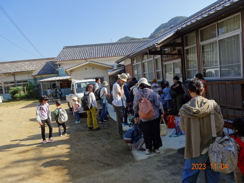 きのくに子どもＮＰＯ「孝子の森で遊ぼう！」_c0108460_17494012.jpg