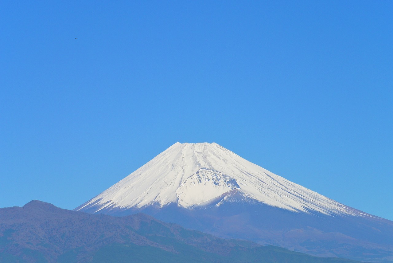 朝陽と夕陽に染まる富士山と南アルプス_d0395460_05455823.jpg
