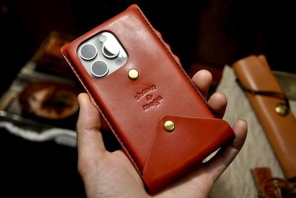 iPhone 15 pro leather case　凸凸凸_b0172633_10585149.jpg