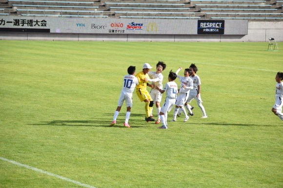 全日本少年サッカー大会U12鳥取県大会　2回戦・準決勝・決勝_b0049160_11022615.jpg