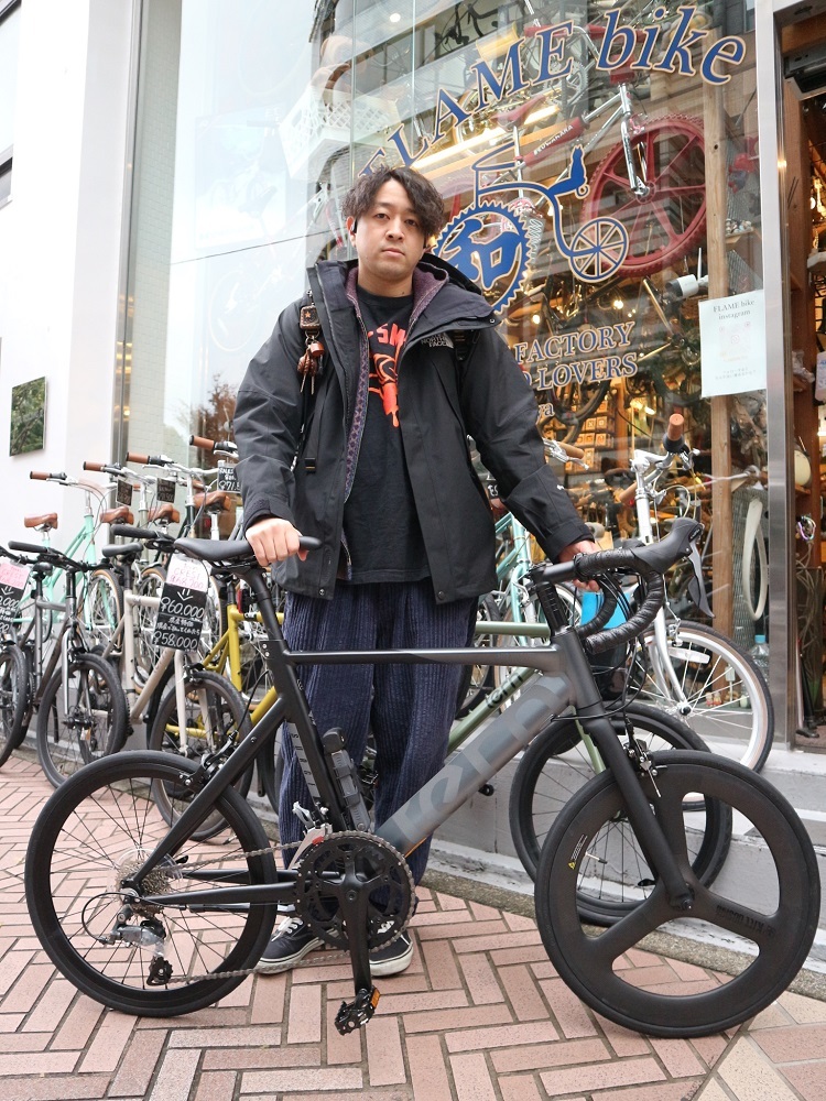 11月29日　渋谷　原宿　の自転車屋　FLAME bike前です_e0188759_16595641.jpg