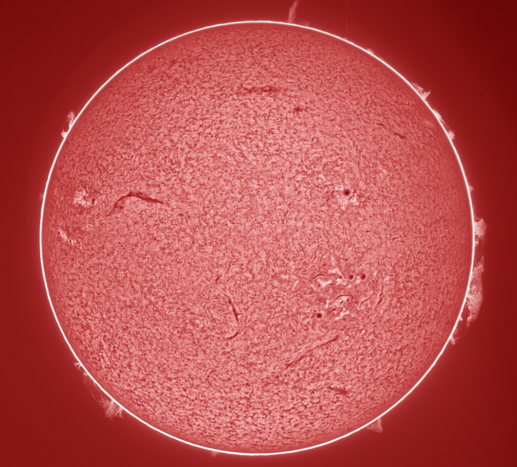 12月7日の太陽　巨大プロミネンス！_e0174091_17091222.jpg