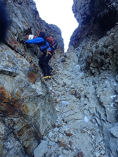 年末の鋸岳縦走_e0064783_15175612.jpg