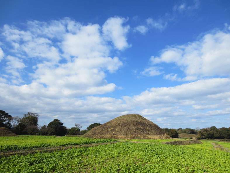  ■筑前大島〜新原・奴山古墳群──図らずも世界遺産の旅へ、そして週替わりの夕暮れ［1/3-8］_d0190217_23151154.jpg