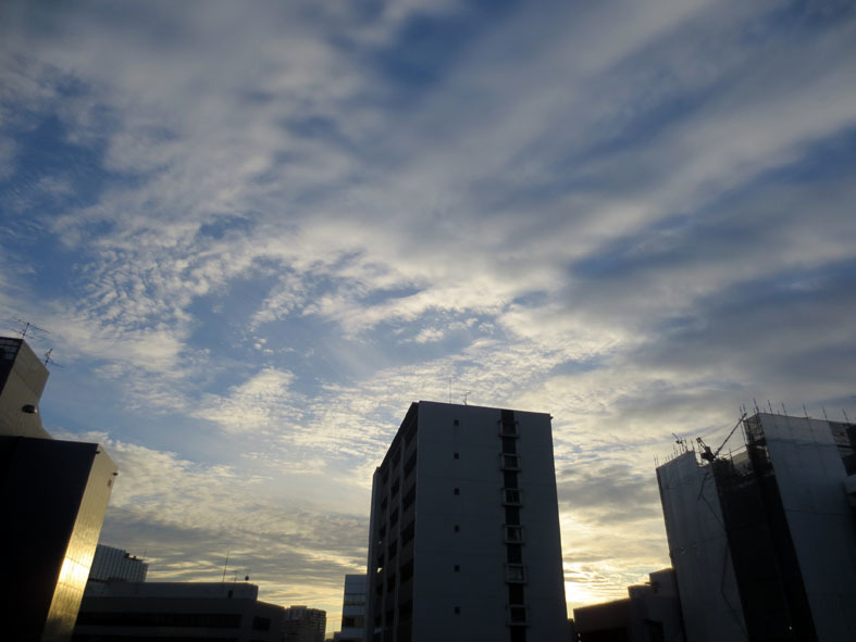  ■人はみな それぞれに 大地のひとかけら──加藤登紀子詩、そして週替わりの夕暮れ［1/15・16・21］_d0190217_21505301.jpg