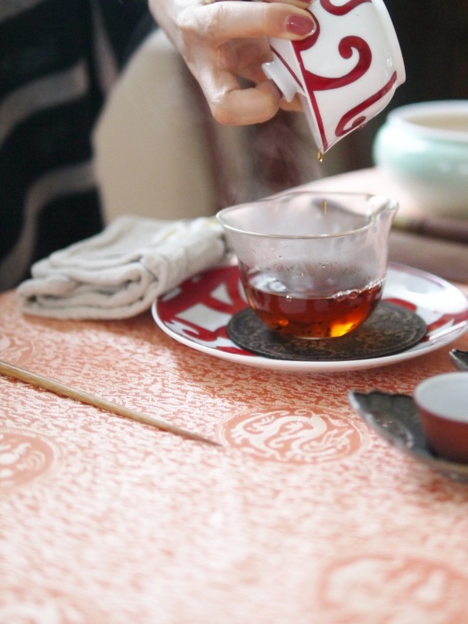 少しだけ重いエネルギーを黒茶で洗い流す＠おもてなしの中国茶_a0169924_22443970.jpg