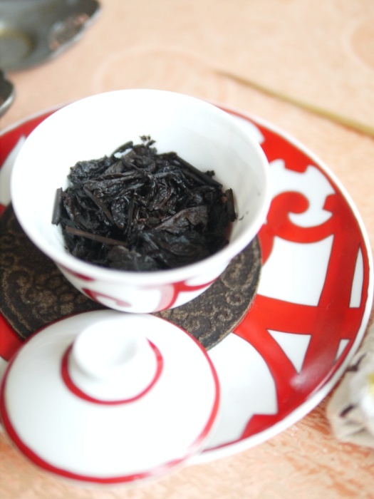 少しだけ重いエネルギーを黒茶で洗い流す＠おもてなしの中国茶_a0169924_22444989.jpg