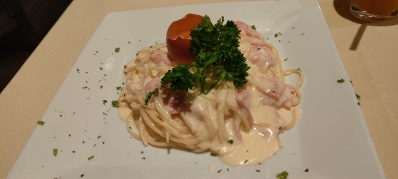 ジョホールバルでイタリアンのランチ_b0328397_22025550.jpg