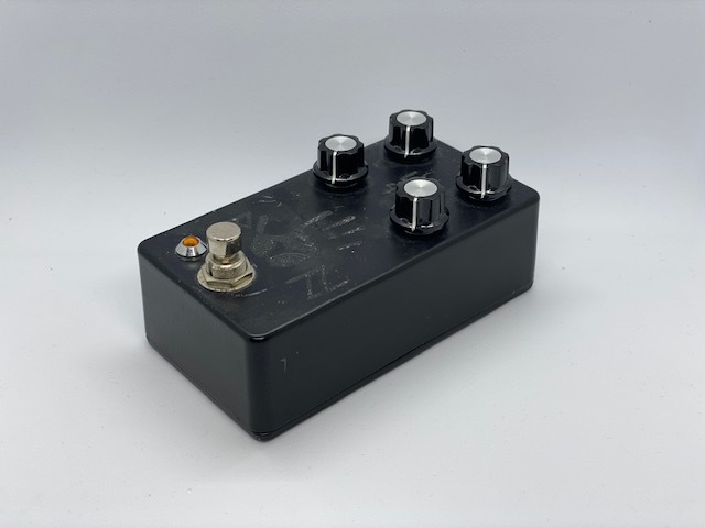 Blackhawk Amplifiers - URUK-HAI Distortion/Fuzz_e0052576_23511108.jpg