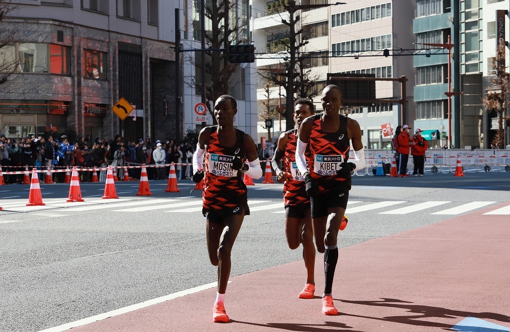 東京マラソンで人類の進化を見る_c0353154_00145764.jpg