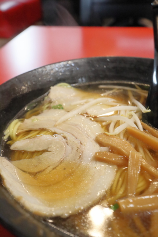 中華四川料理 湖月飯店で、ラーメンと炒飯_a0077663_10484444.jpg