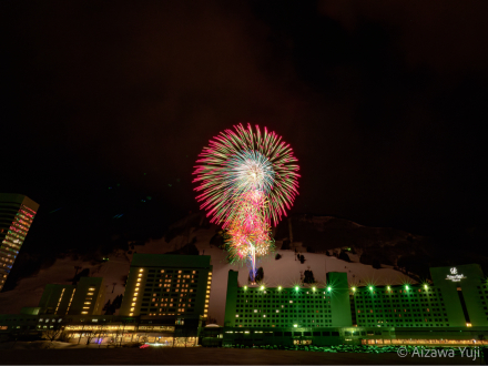 湯沢冬花火〜苗場スキー場_a0025576_19500838.jpg