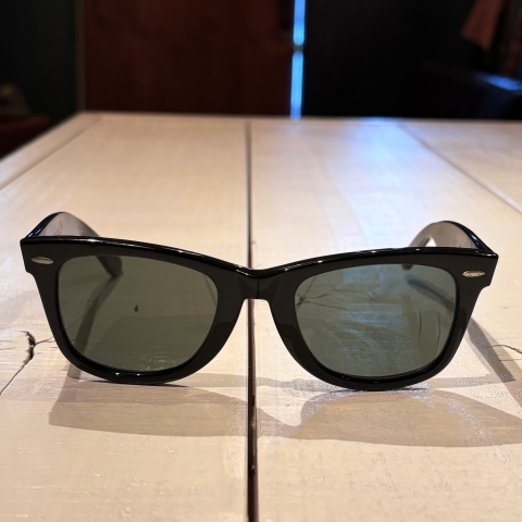 1980s \" B＆L -Ray Ban- MADE IN U.S.A \" VINTAGE -WAYFARER Ⅰ- EBONY BLACK CELL-FRAME ※GOODコンディション_d0172088_15094479.jpg