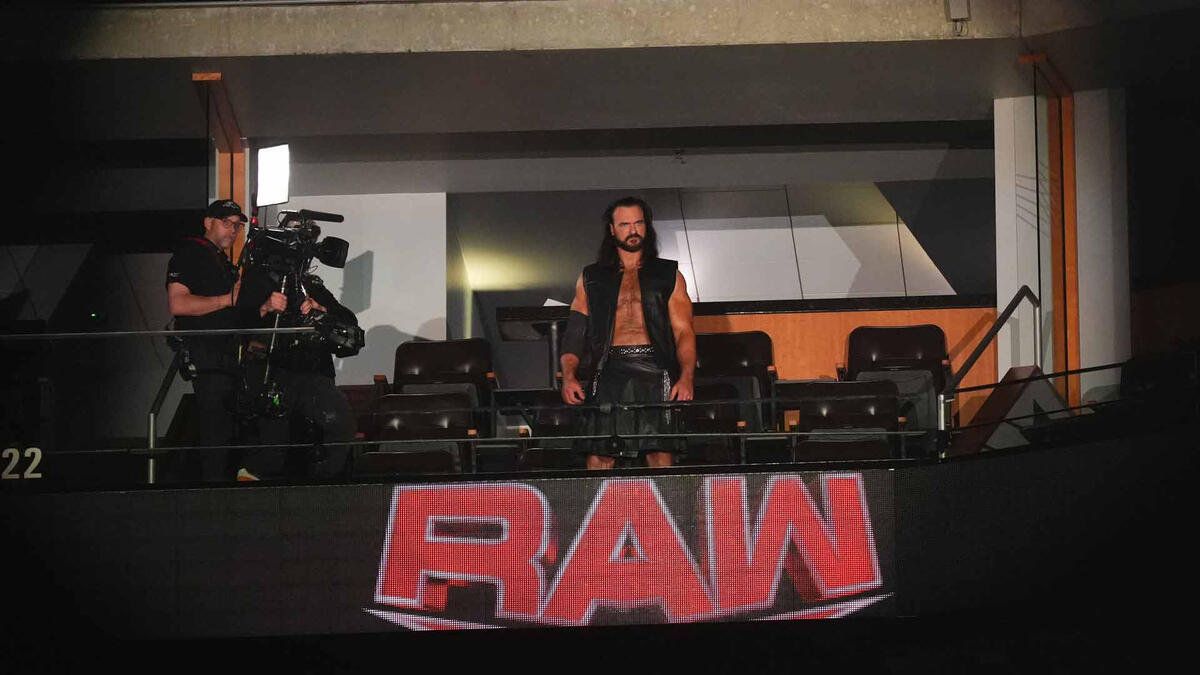 ドリュー・マッキンタイヤがWWE残留を決めた理由を明らかにする - WWE LIVE HEADLINES
