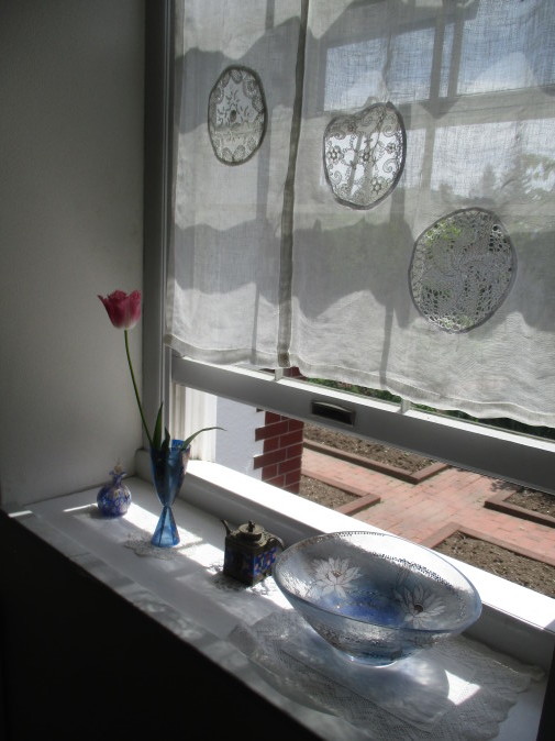 風薫る５月～～少し強すぎだけれど～&バカラの花瓶と初めてのレストラン_a0279743_22482899.jpg