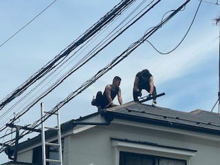 屋根の棟板交換工事 - ビジネスライフあれこれ四方山話