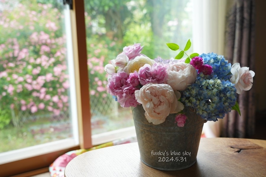 庭のブーケ* （薔薇と紫陽花のころⅡ・５月31日）