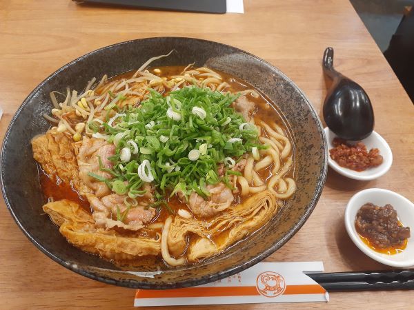 ☆台北6☆大好きな麻辣牛肉麺(金華街)_d0131068_04544741.jpg